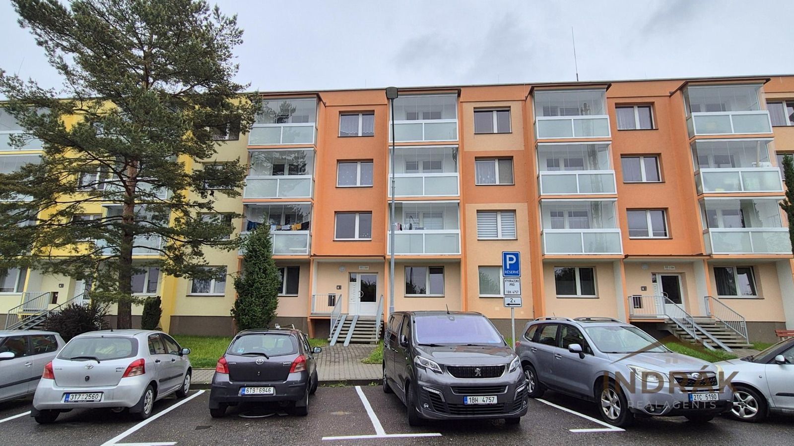 Byt 3+1 s balkonem